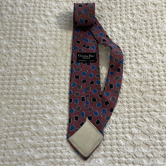 ‘Christian Dior’ 100% Silk Skinny Tie - Picture 2 of 7